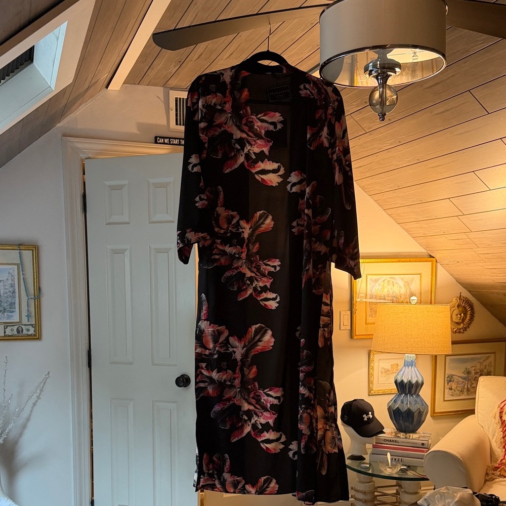 All Saints Black Floral Women's Kimono - Picture 4 of 12